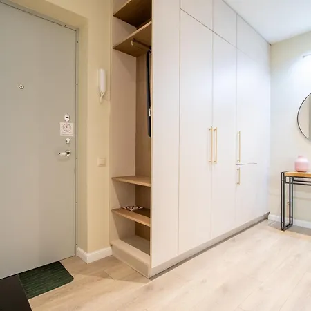 Apartament Cohost I City Centre Karoso